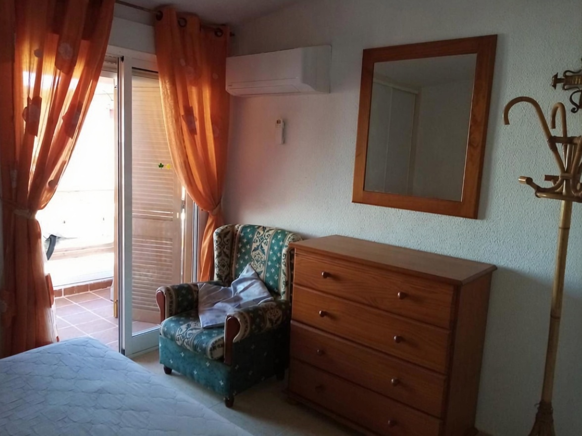Chalet con acceso directo a playa en La Manga del Mar Menor — Dormitorio
