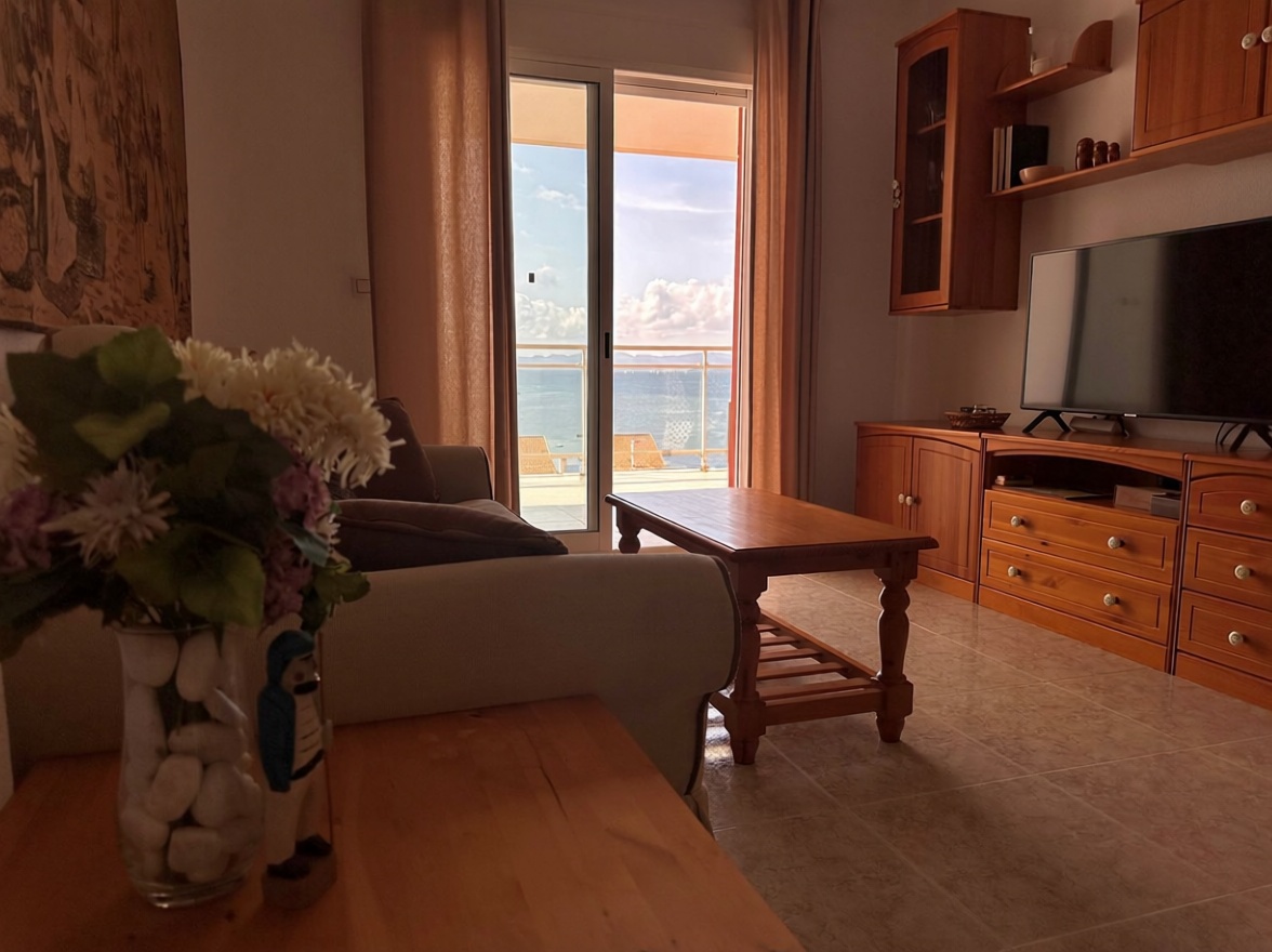 Wohnung in erste Strandlinie in La Manga del Mar Menor — Wohnzimmer