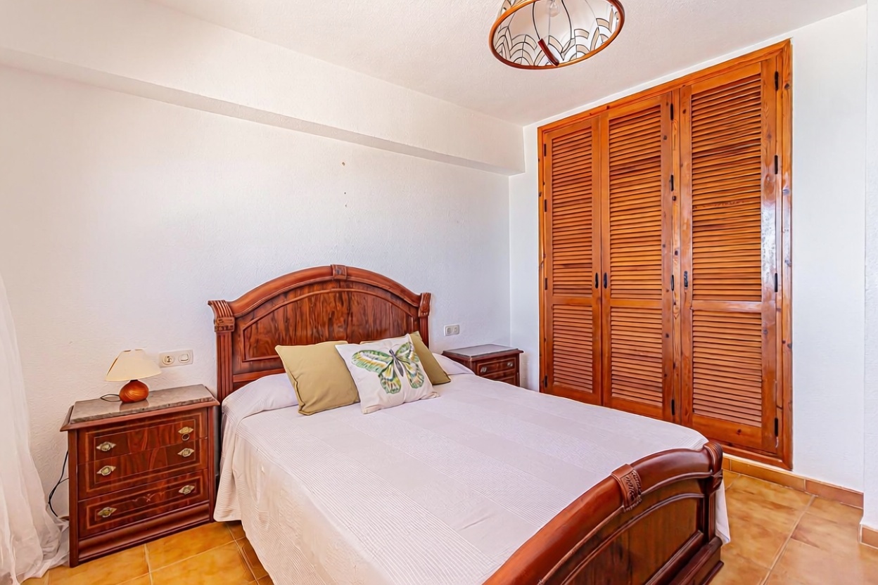 Chalet avec accès direct à la plage à La Manga del Mar Menor — Chambre