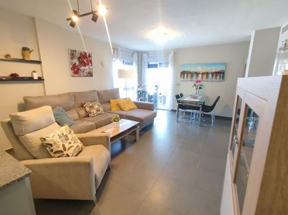 Beachfront flat in La Manga del Mar Menor — Living room