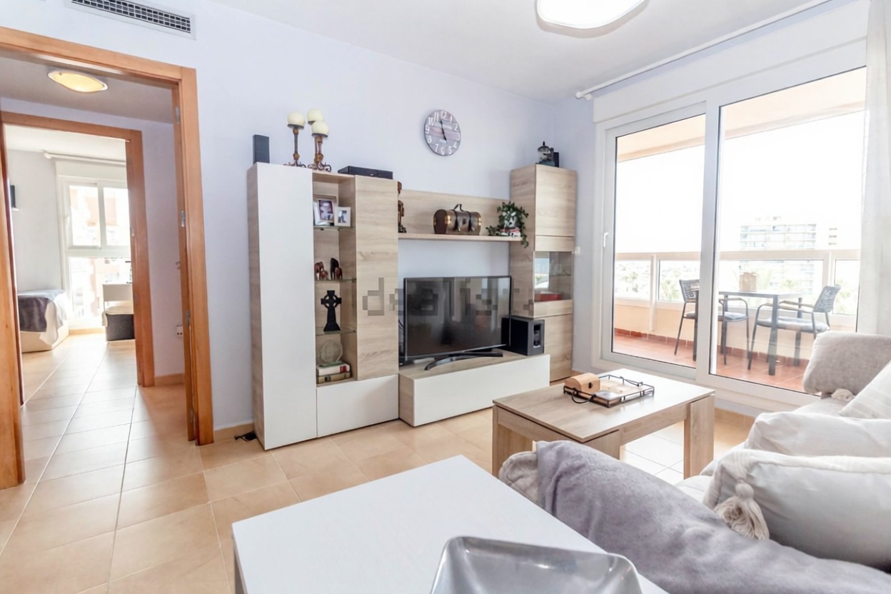 Beachfront flat in La Manga del Mar Menor — Living room