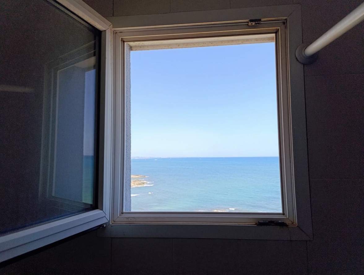Beachfront flat in La Manga del Mar Menor — Bathroom
