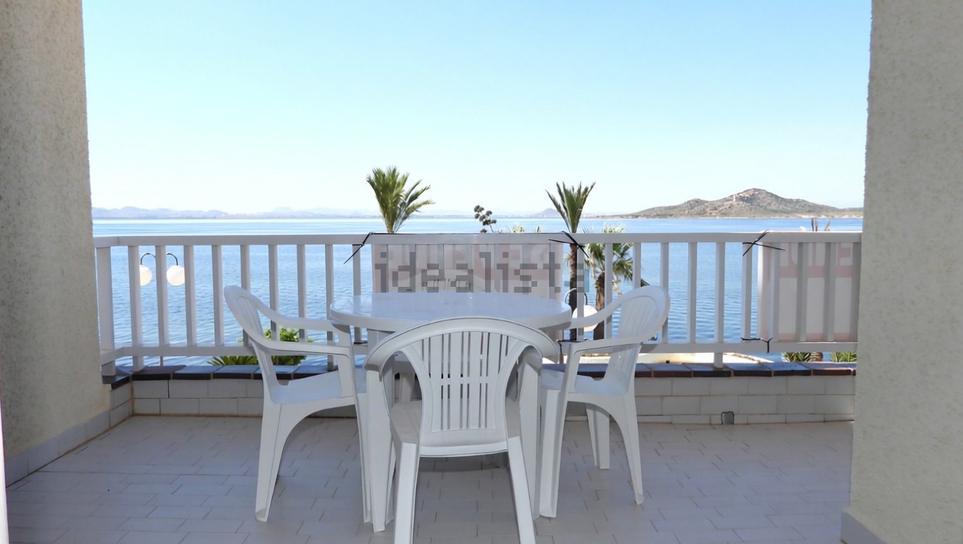 Appartement en première ligne de plage à La Manga del Mar Menor — Chambre