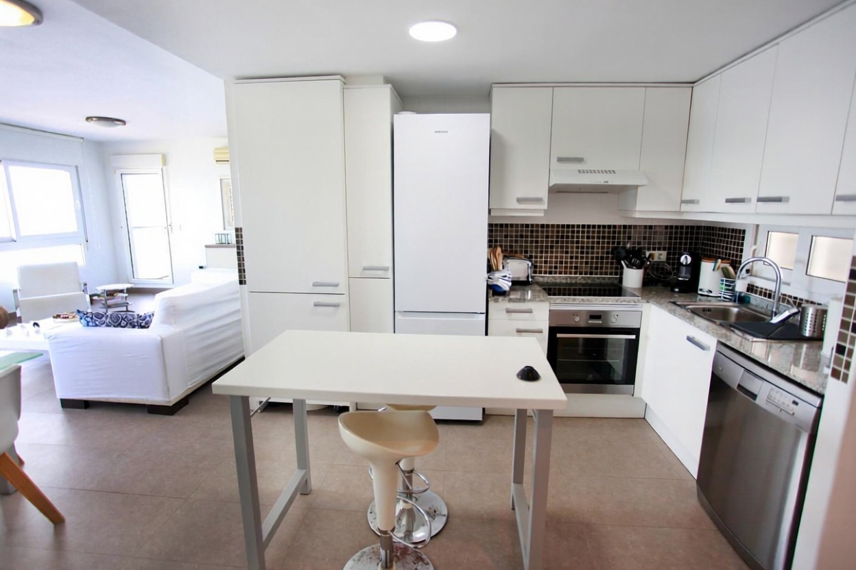 Appartement en première ligne de plage à La Manga del Mar Menor — Cuisine