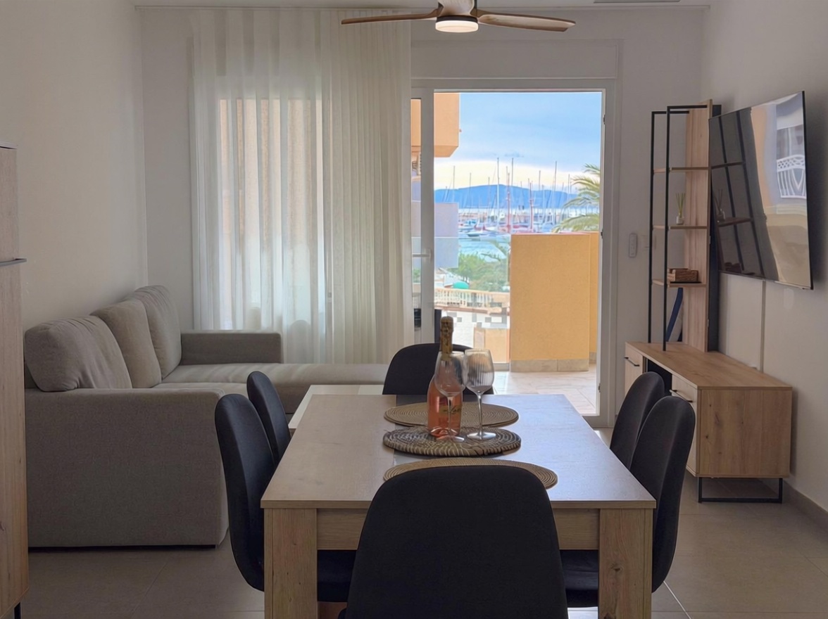 Appartement en première ligne de plage à La Manga del Mar Menor — Séjour