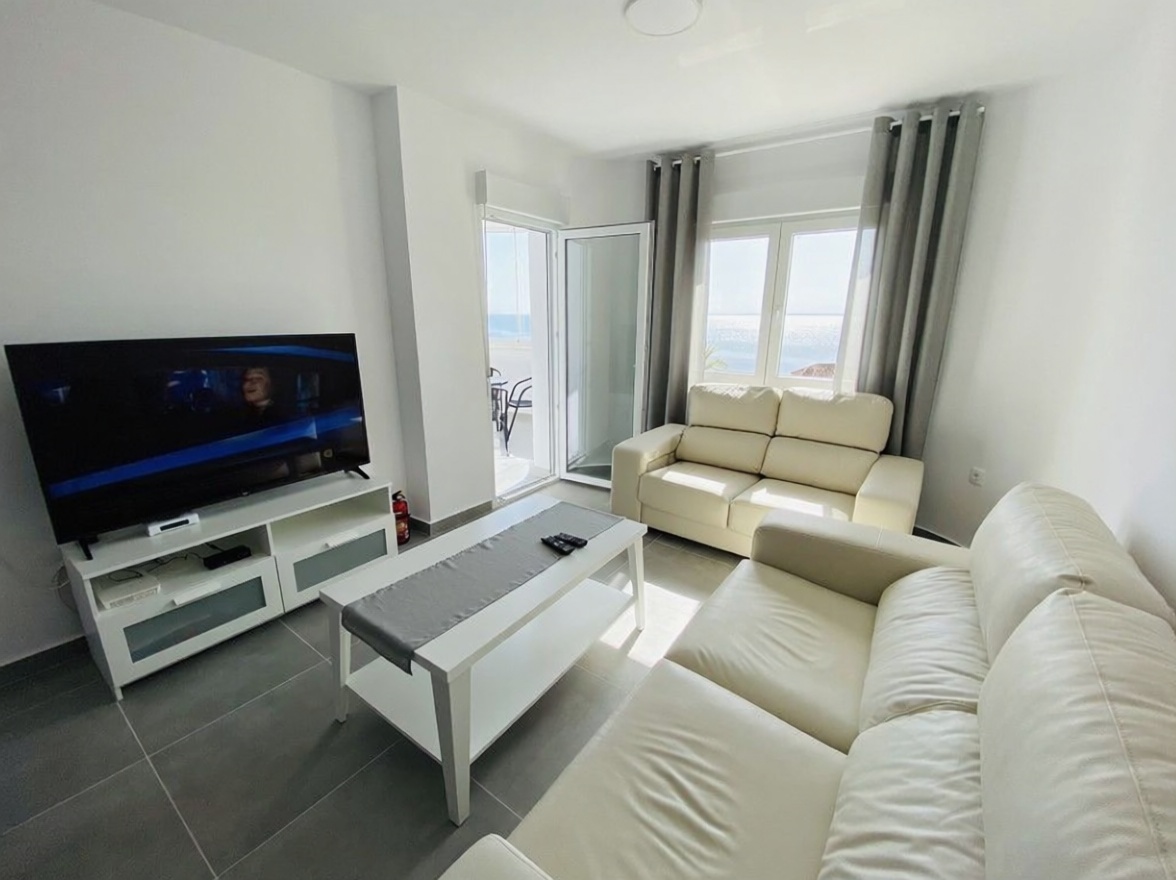 Beachfront flat in La Manga del Mar Menor — Living room