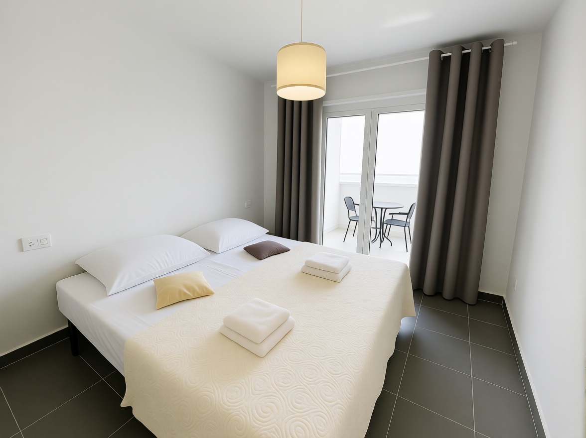 Beachfront flat in La Manga del Mar Menor — Bedroom
