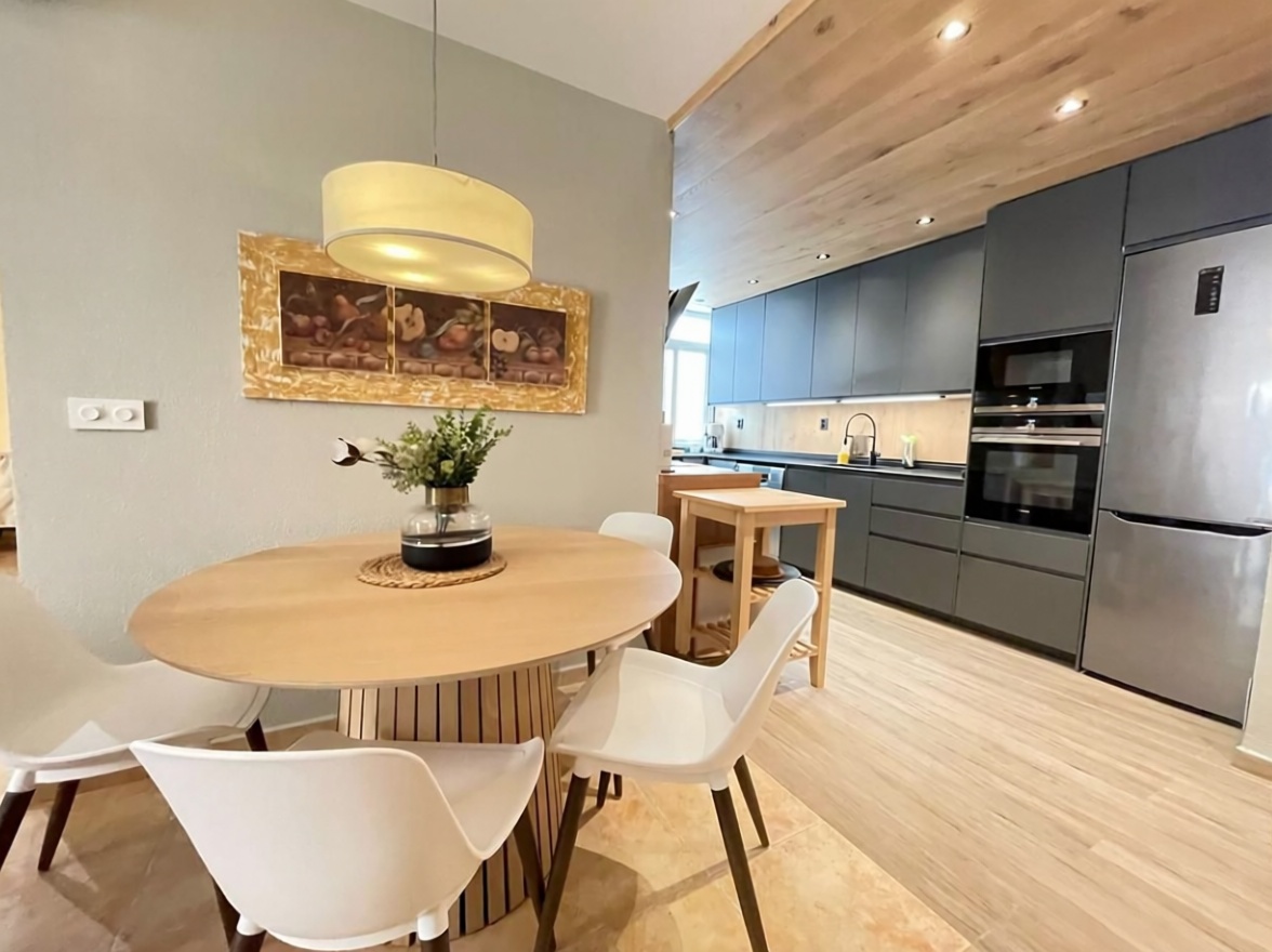 Appartement en première ligne de plage à La Manga del Mar Menor — Cuisine
