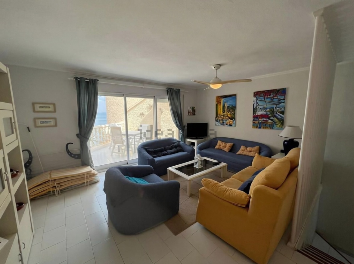 Dúplex en primera línea de playa en La Manga del Mar Menor — Salón