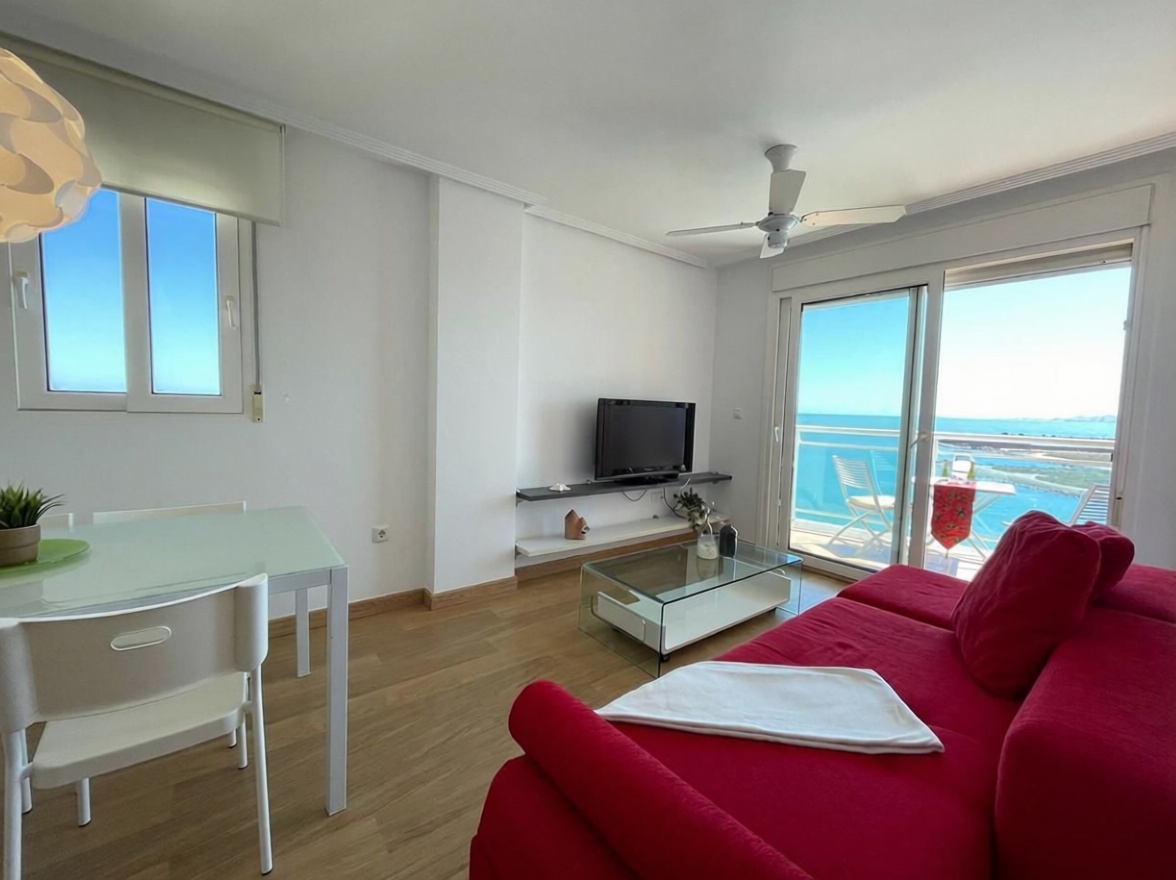 Appartement en première ligne de plage à La Manga del Mar Menor — Séjour