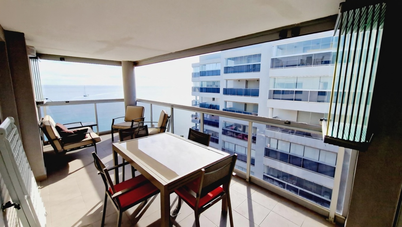 Appartement en première ligne de plage à La Manga del Mar Menor