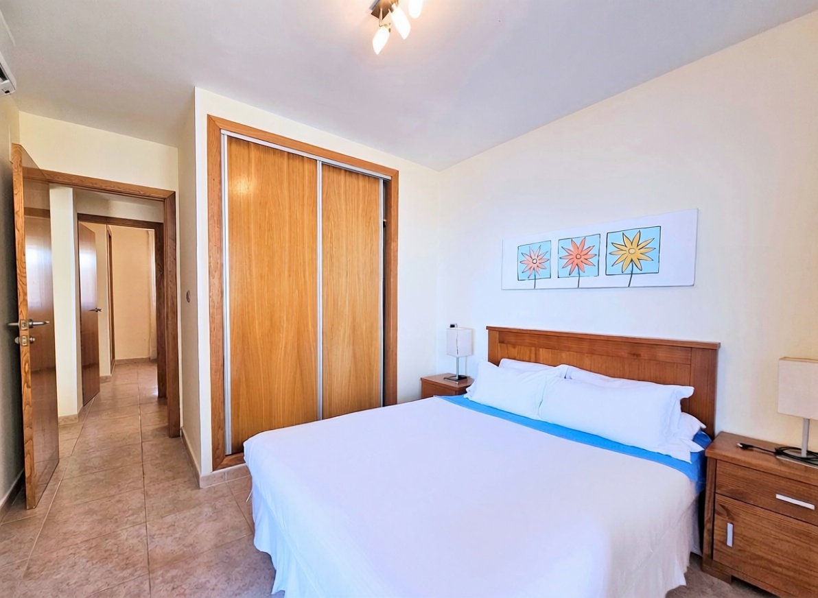 Apartamento em primeira linha de praia em La Manga del Mar Menor — Quarto