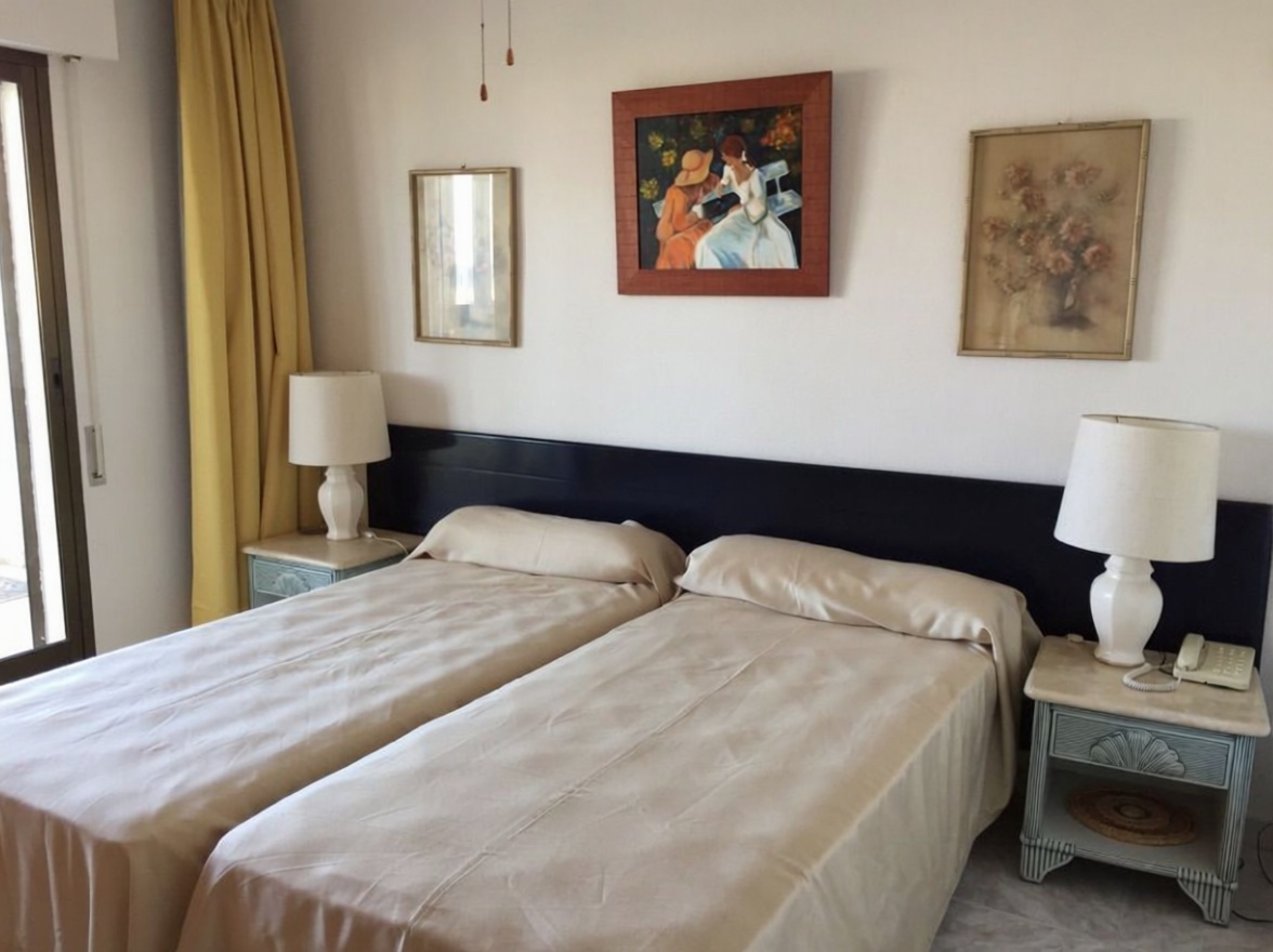 Dúplex en primera línea de playa en La Manga del Mar Menor — Dormitorio