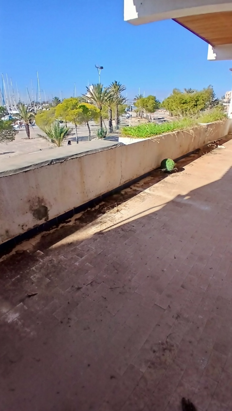 Ático en primera línea de mar en La Manga del Mar Menor
