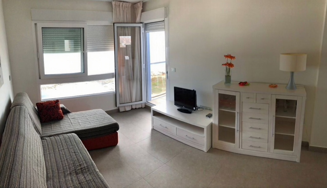 Wohnung in erste Strandlinie in La Manga del Mar Menor — Wohnzimmer