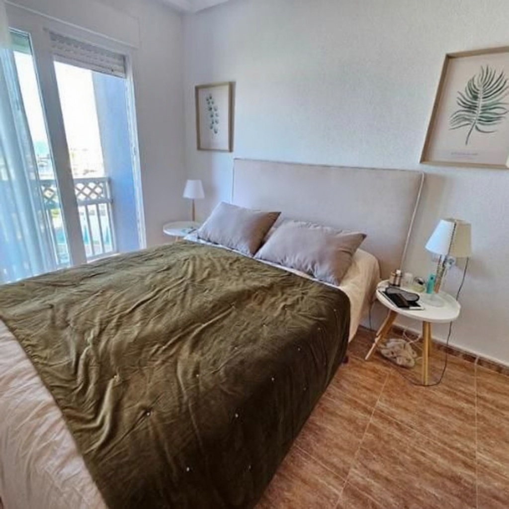 Beachfront flat in La Manga del Mar Menor — Bedroom