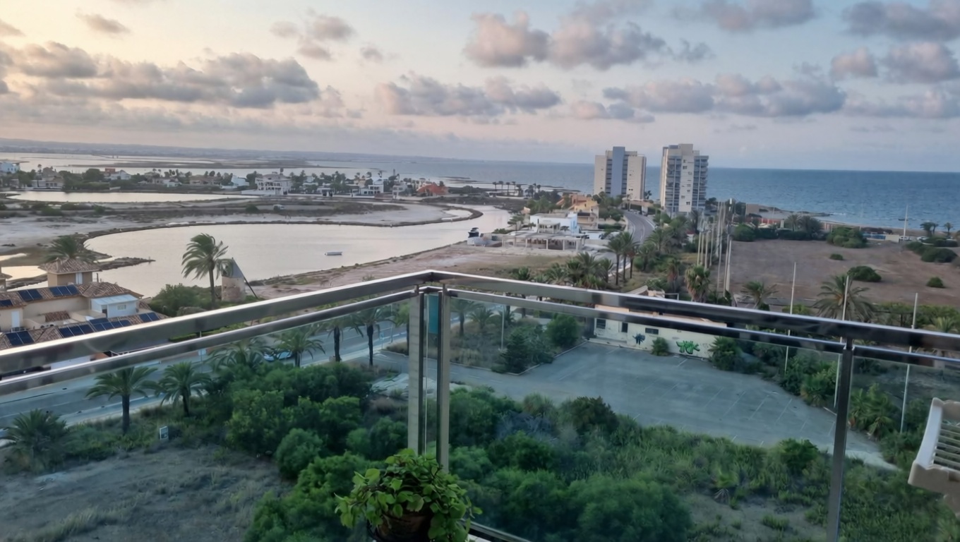 Beachfront flat in La Manga del Mar Menor