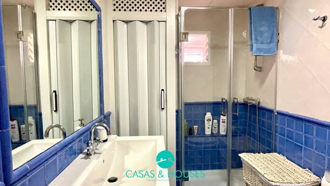 Wohnung in erste Strandlinie in La Manga del Mar Menor — Bad