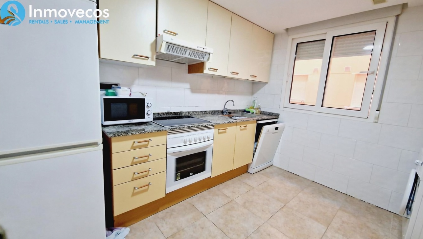 Wohnung in erste Strandlinie in La Manga del Mar Menor — Küche