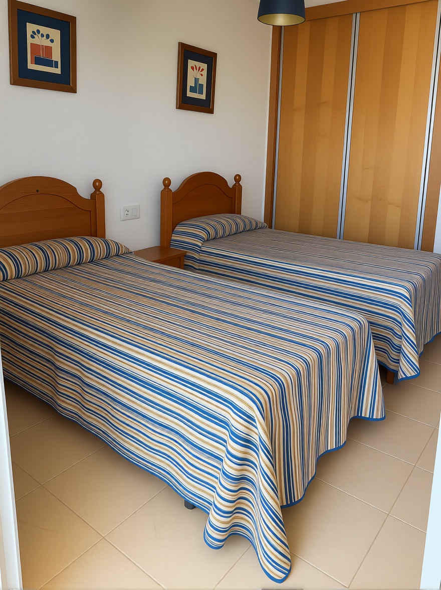 Beachfront flat in La Manga del Mar Menor — Bedroom