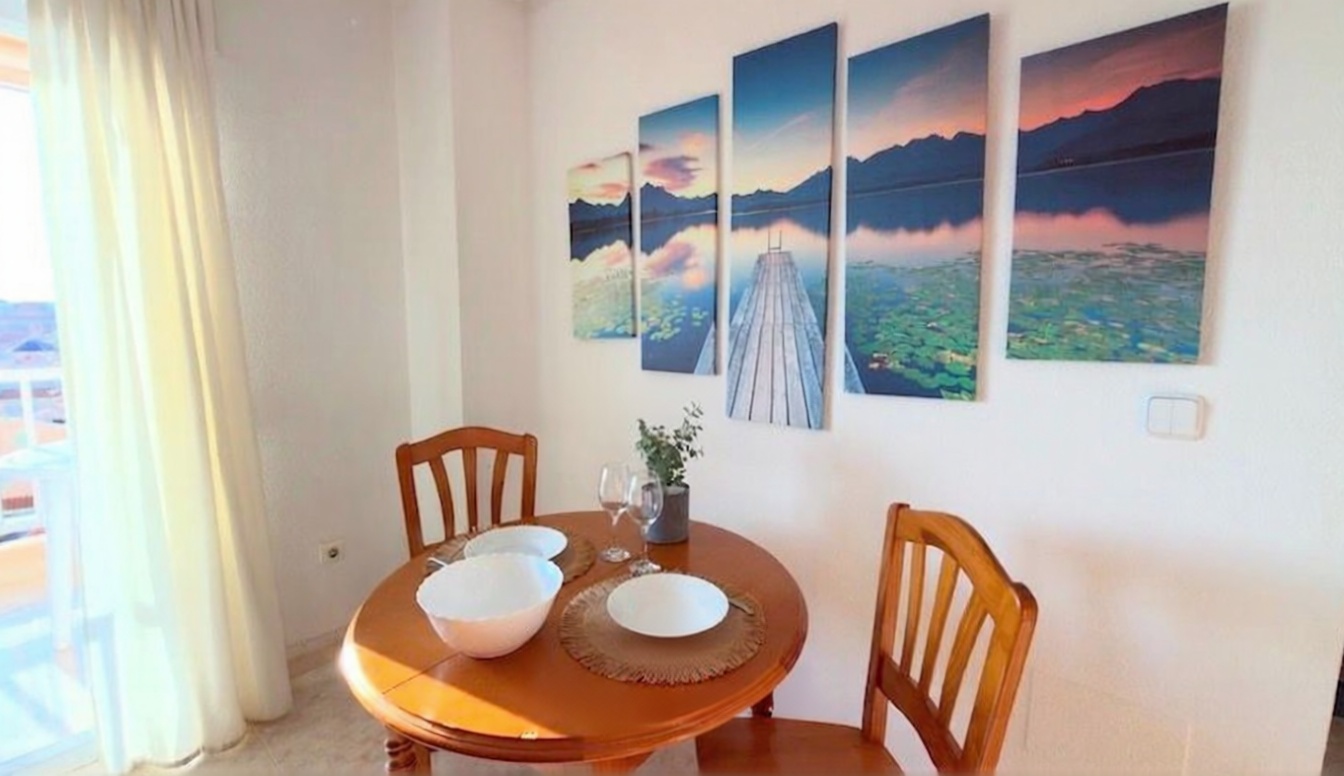 Apartamento em primeira linha de praia em La Manga del Mar Menor — Quarto