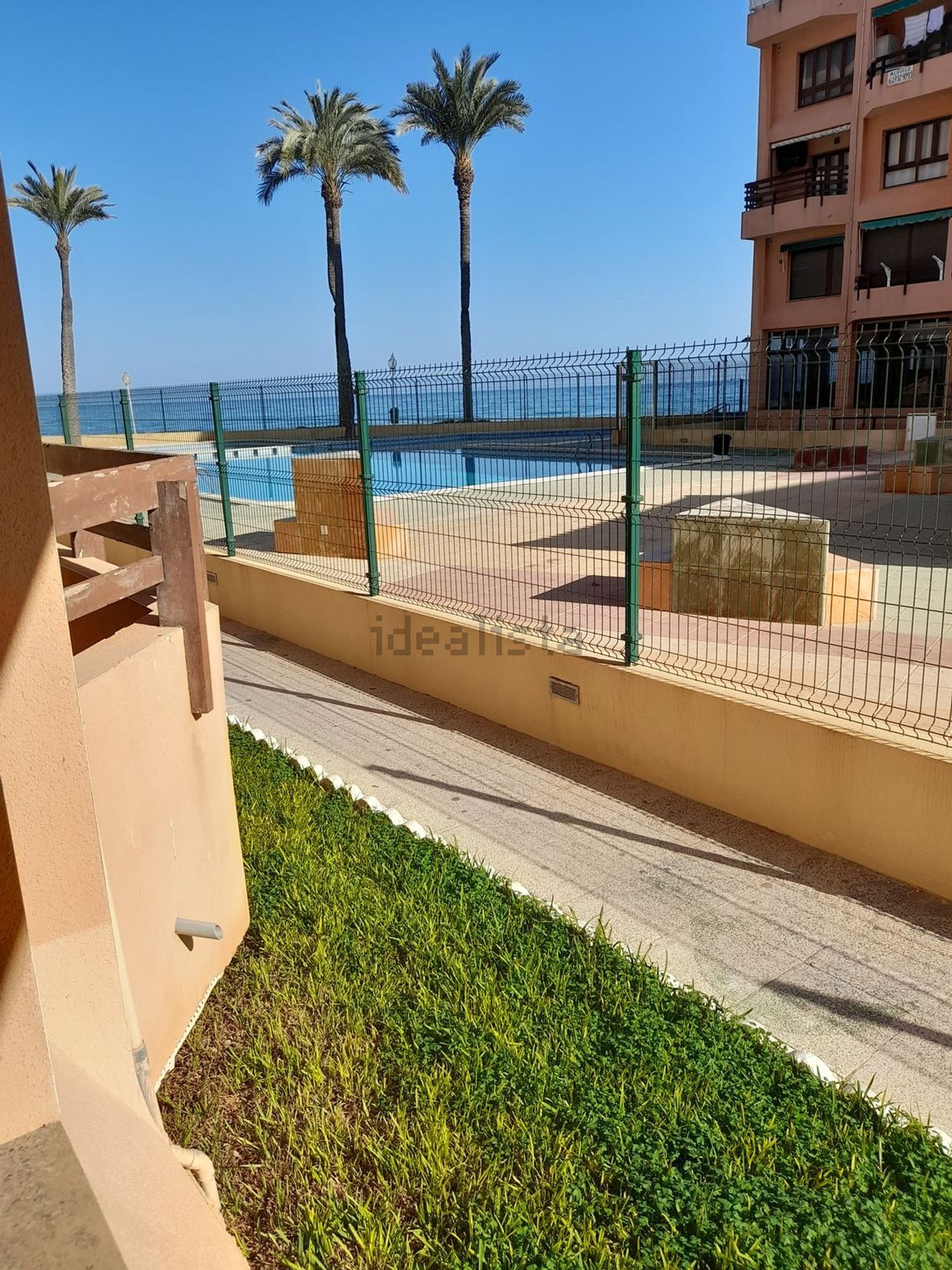 Apartamento à venda pé na areia em La Manga del Mar Menor