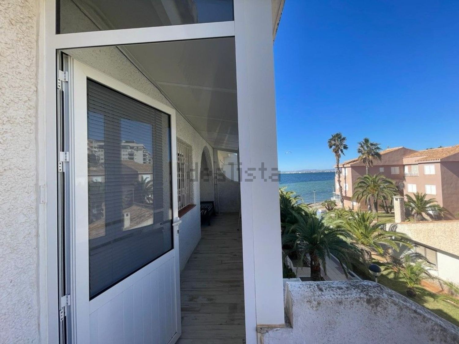 Apartamento à venda pé na areia em La Manga del Mar Menor