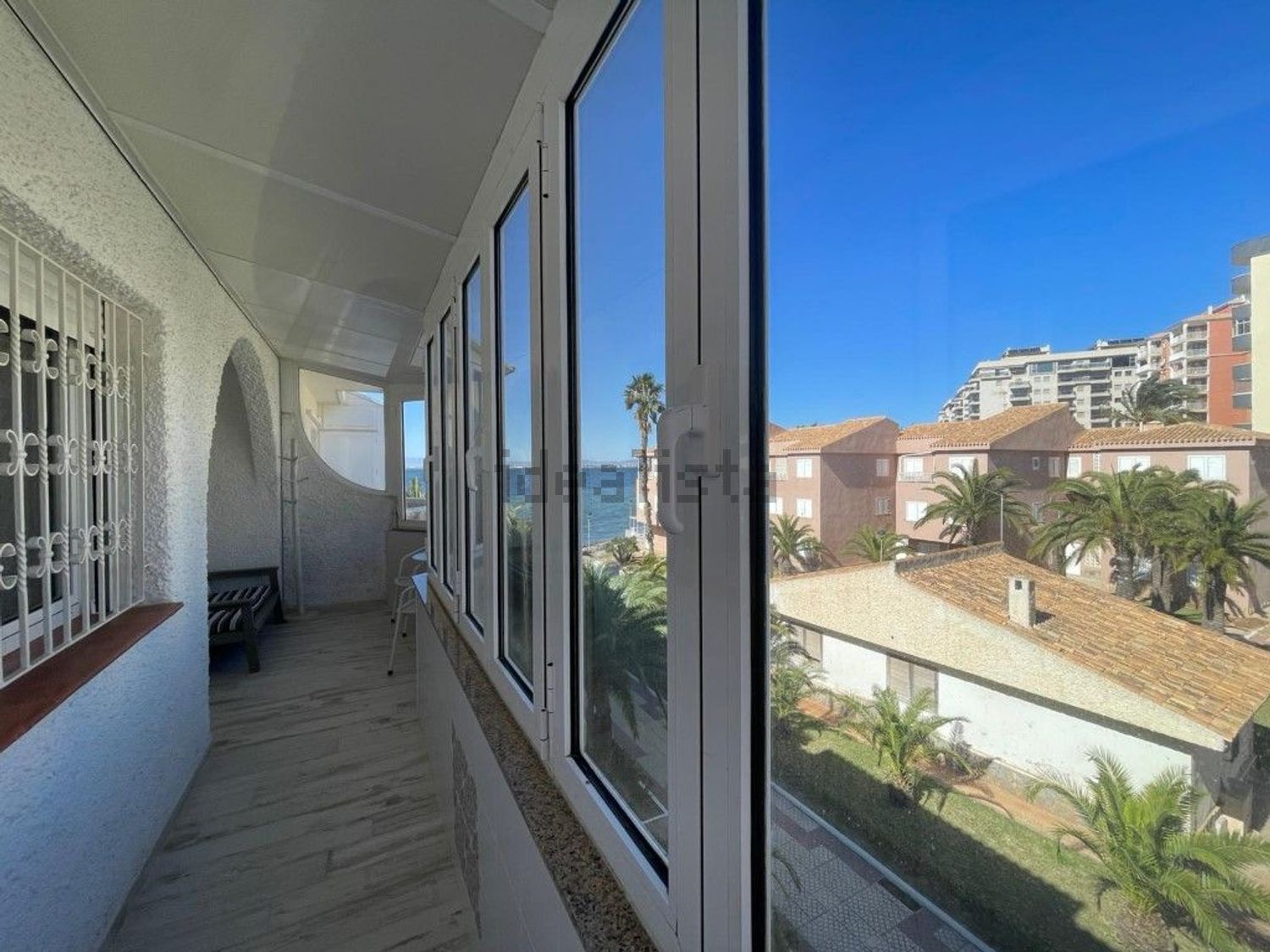 Apartamento à venda pé na areia em La Manga del Mar Menor
