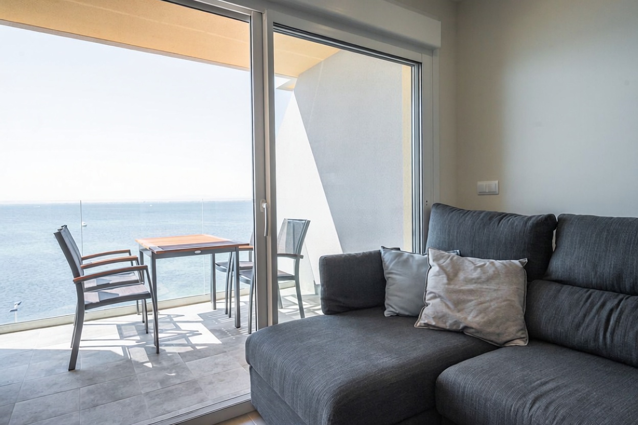 Квартира первая линия пляжа в La Manga del Mar Menor