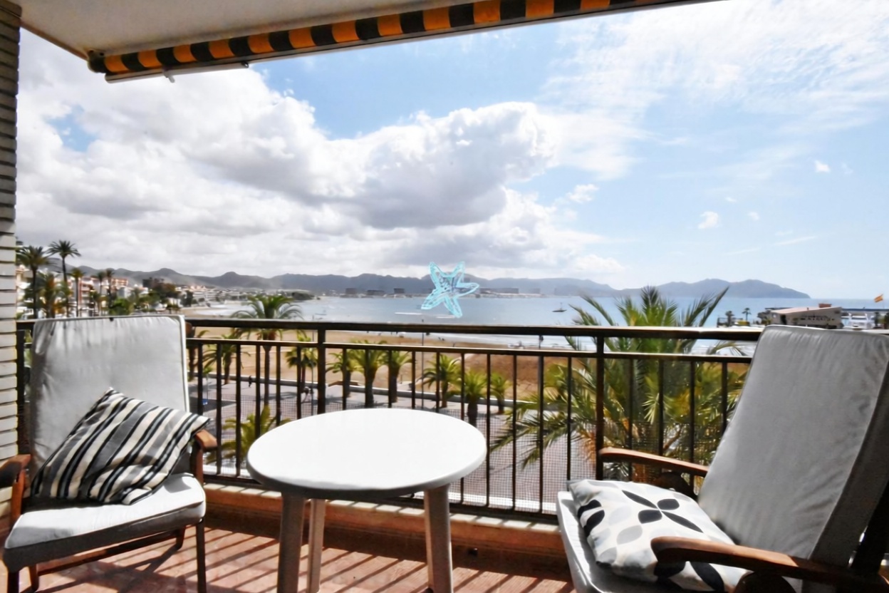 Beachfront flat in Mazarrón