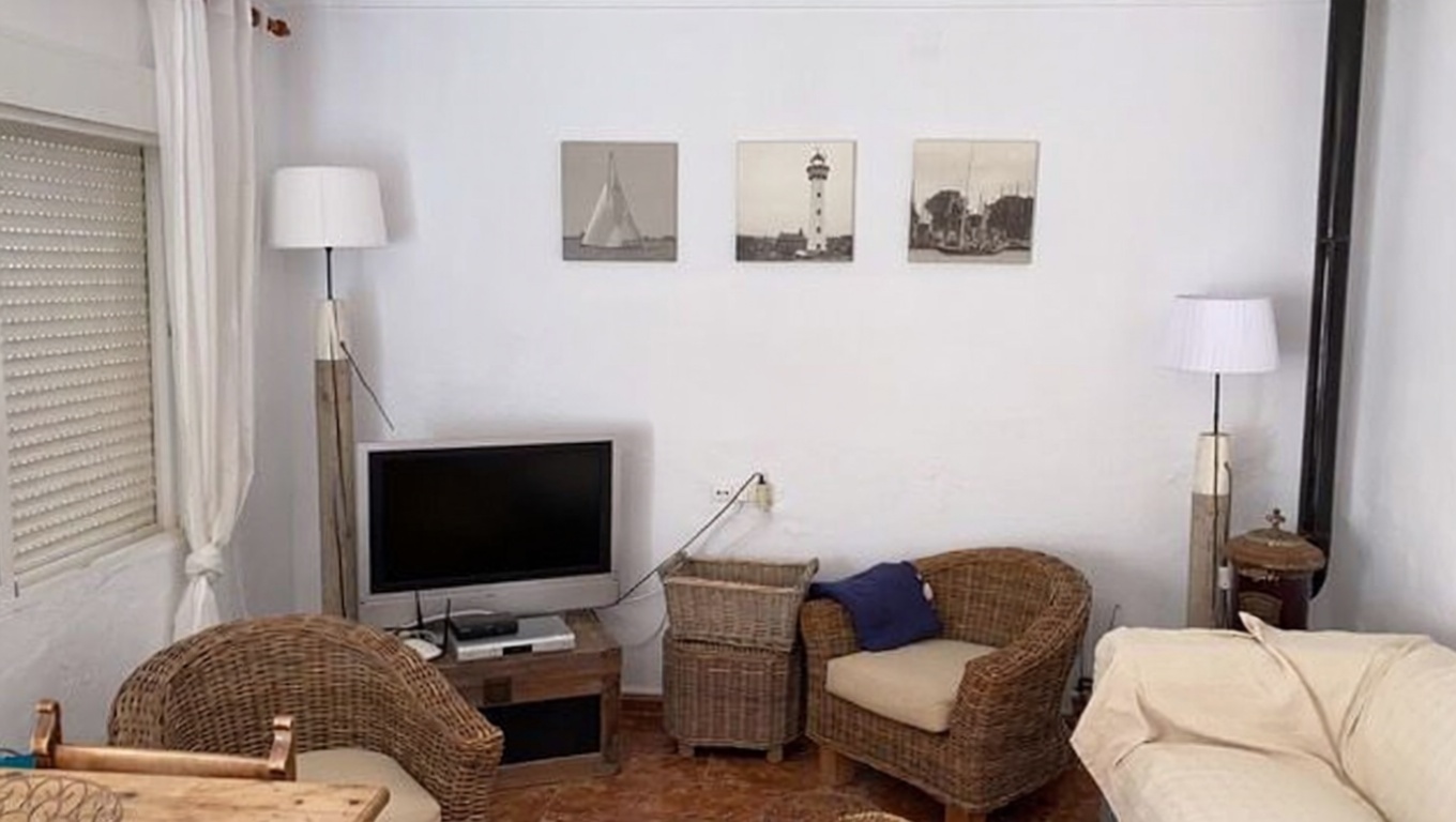 Chalet con acceso directo a playa en Lorca — Salón