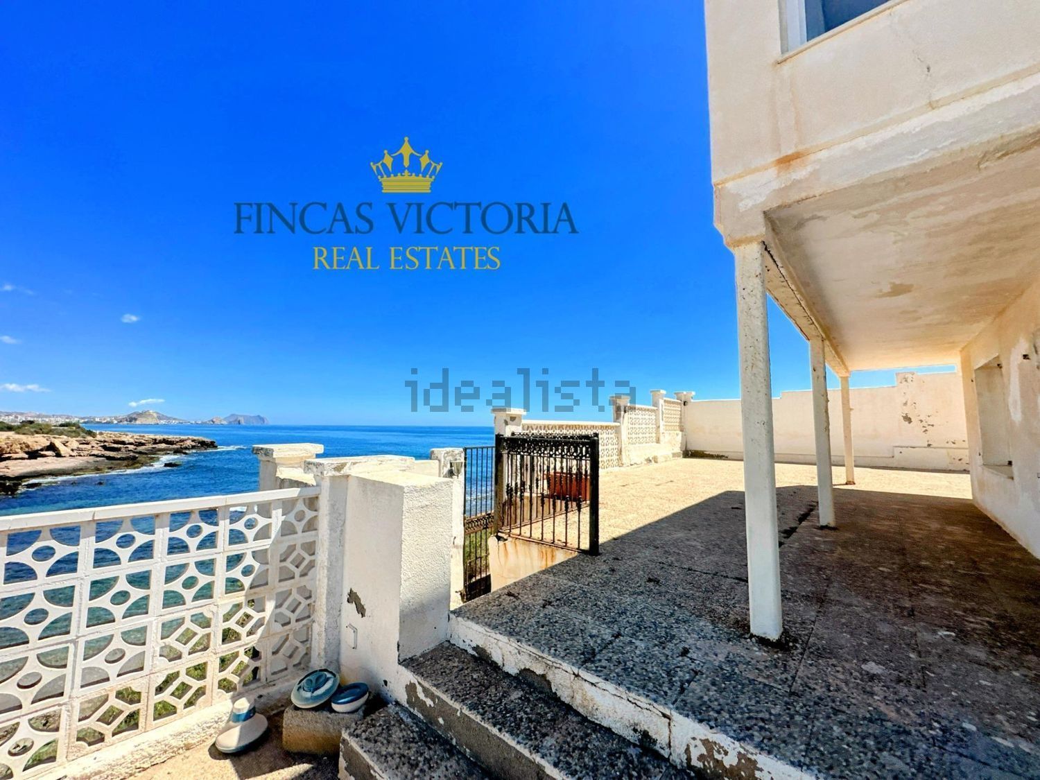 Chalet con acceso directo a playa en Águilas