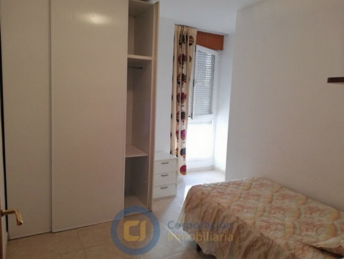 Piso en primera línea de playa en Águilas — Dormitorio