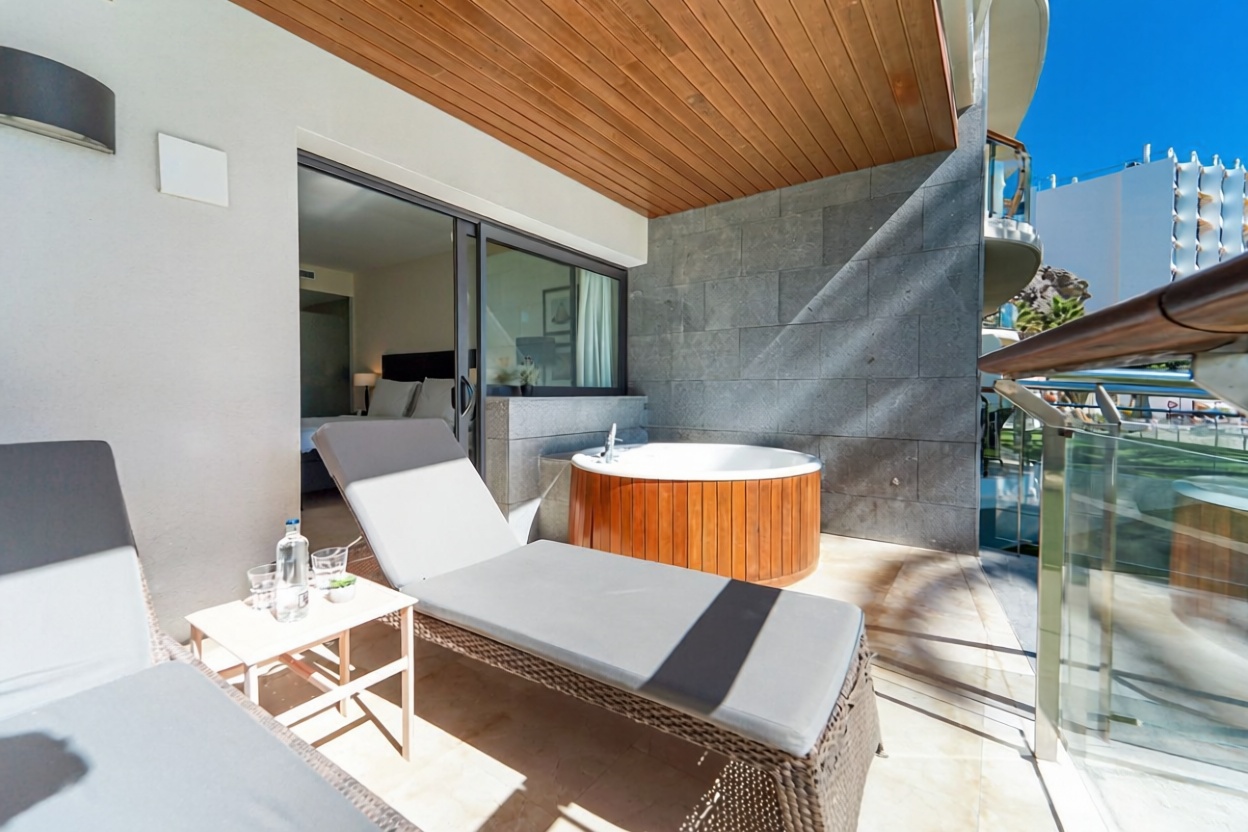 Appartement en première ligne de plage à Mogán — Chambre