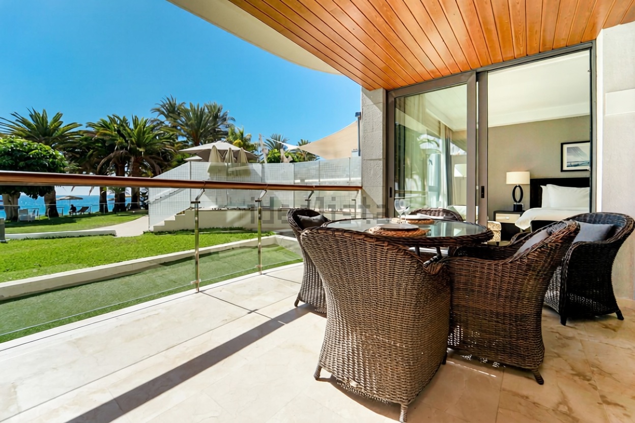 Appartement en première ligne de plage à Mogán — Cuisine