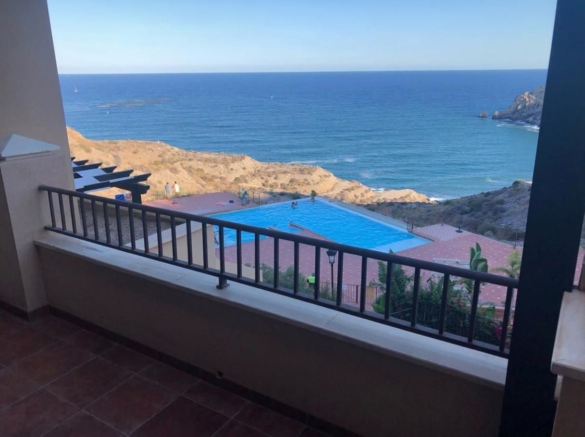 Beachfront flat in Águilas