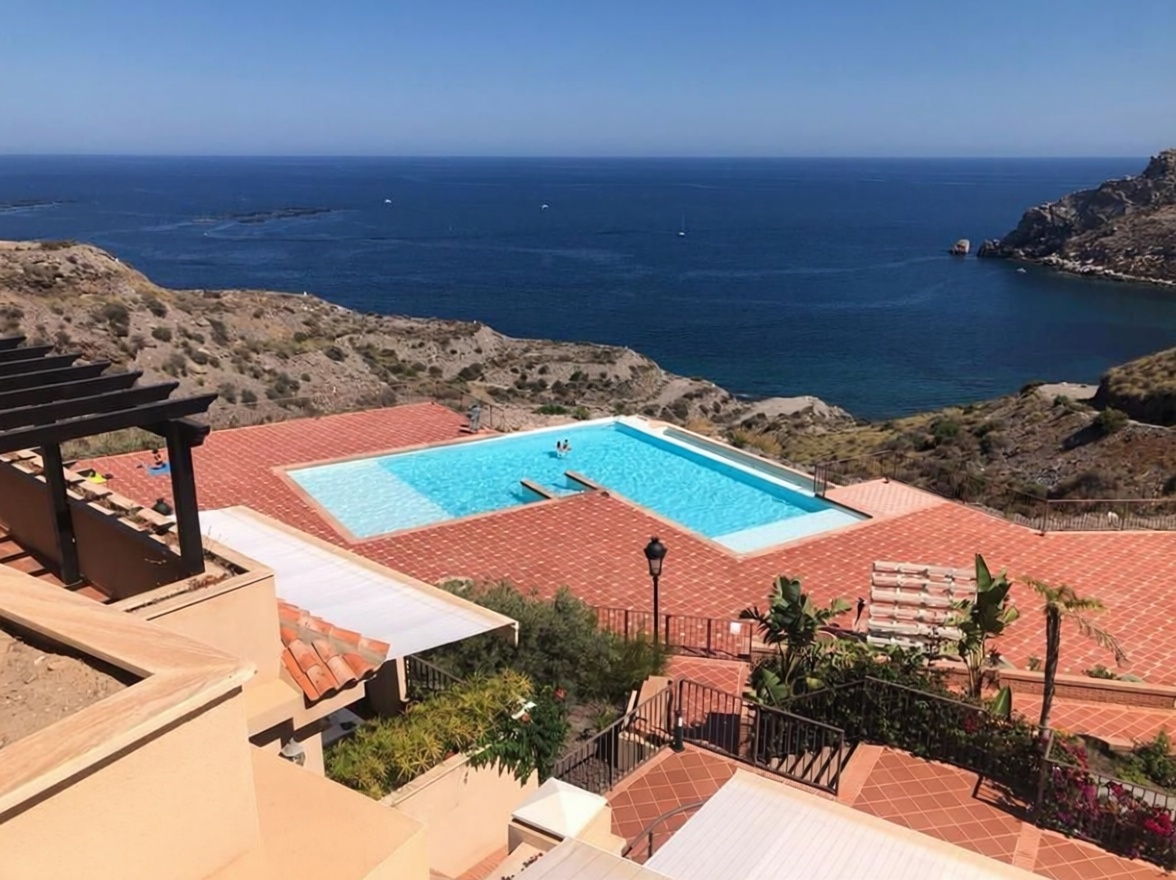Beachfront flat in Águilas — Sea view