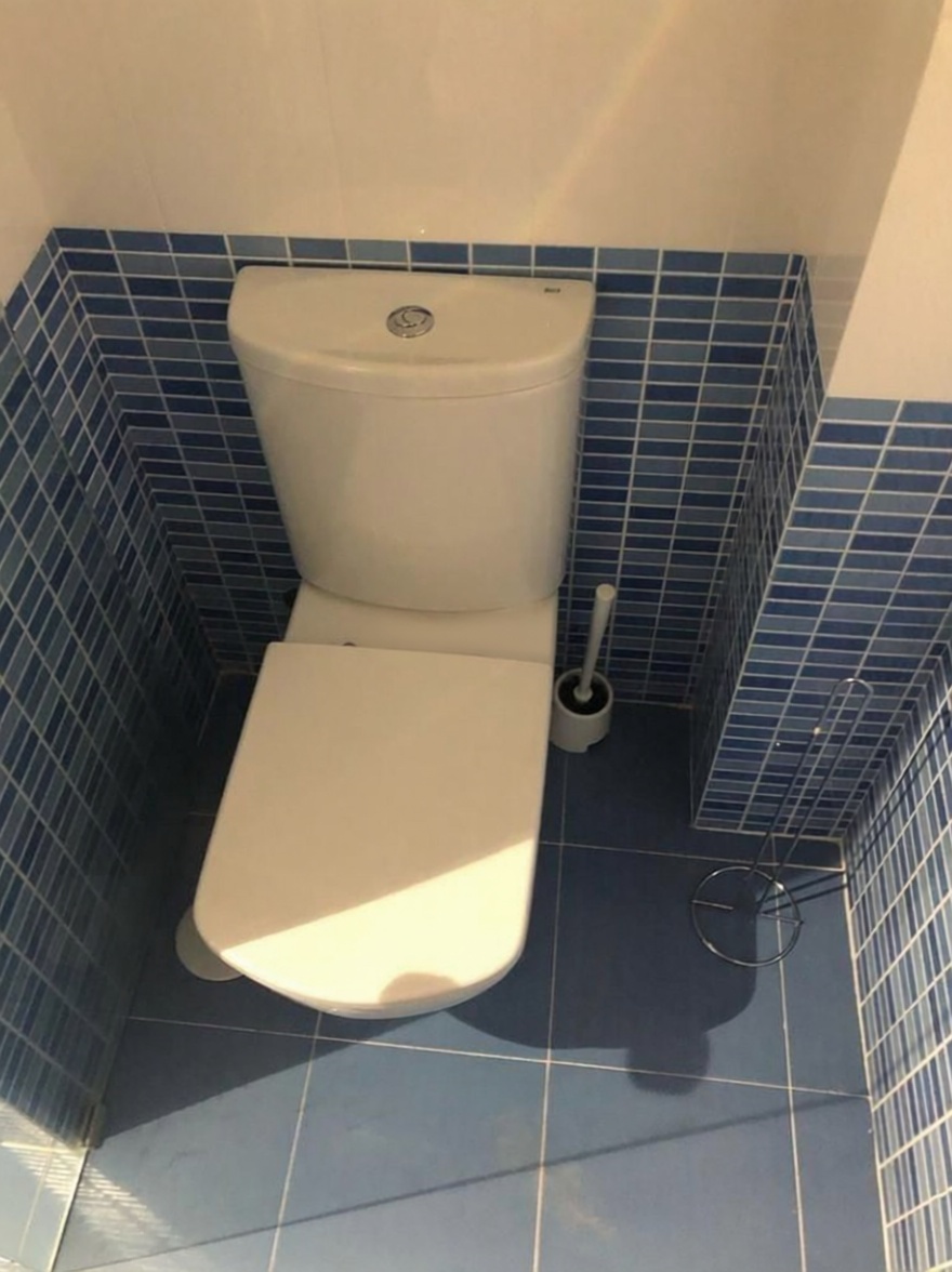 Beachfront flat in Águilas — Bathroom