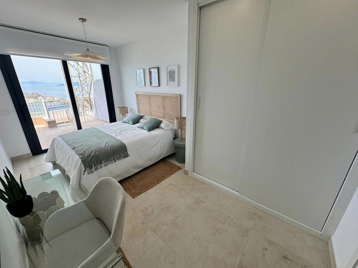 Piso en primera línea de playa en Águilas — Dormitorio