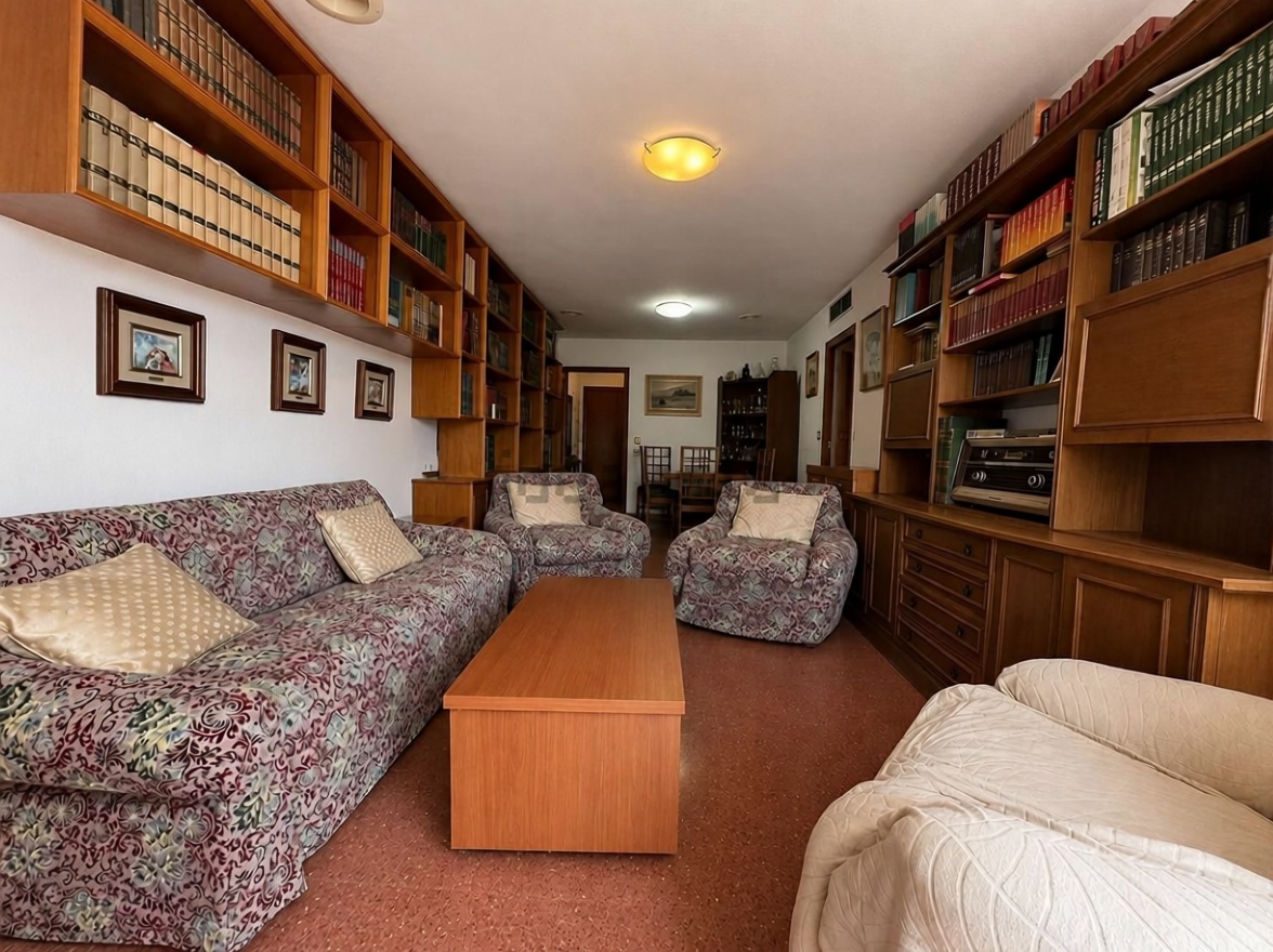 Appartement en première ligne de plage à Águilas — Séjour