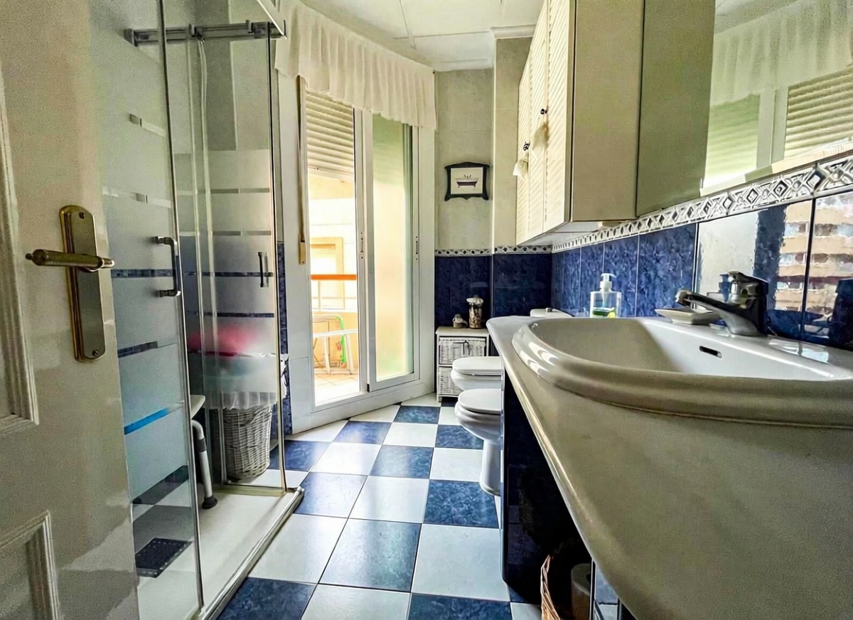 Piso en primera línea de playa en Águilas — Dormitorio