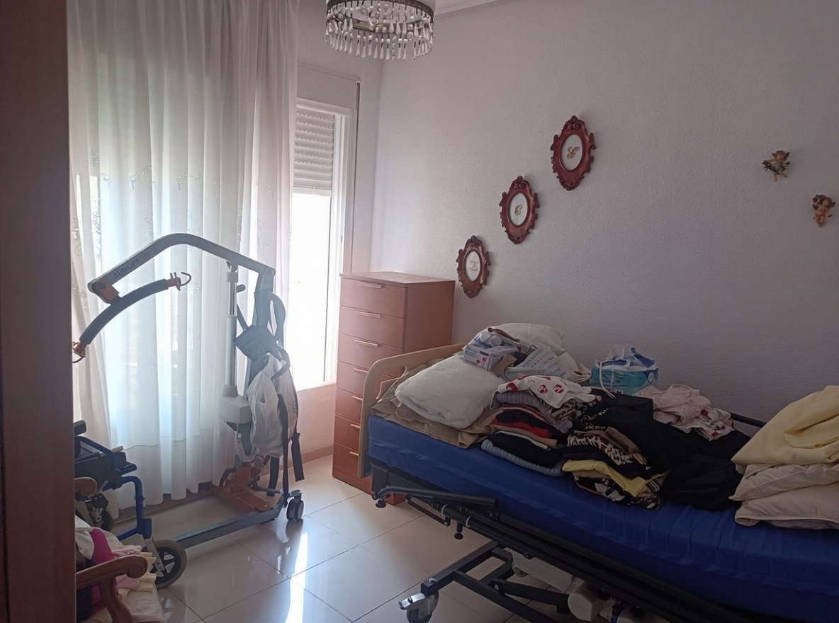Piso en primera línea de playa en Águilas — Dormitorio