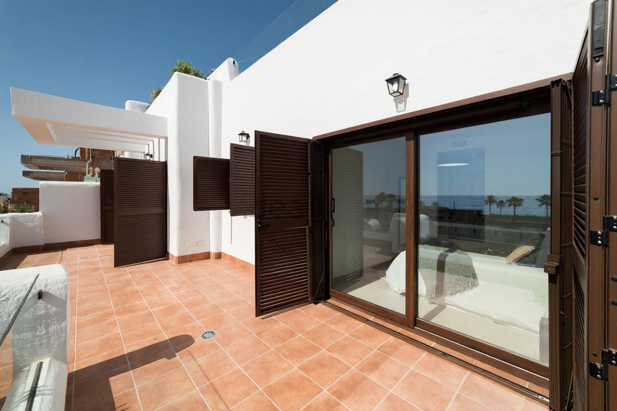Wohnung in erste Strandlinie in San Juan de los Terreros