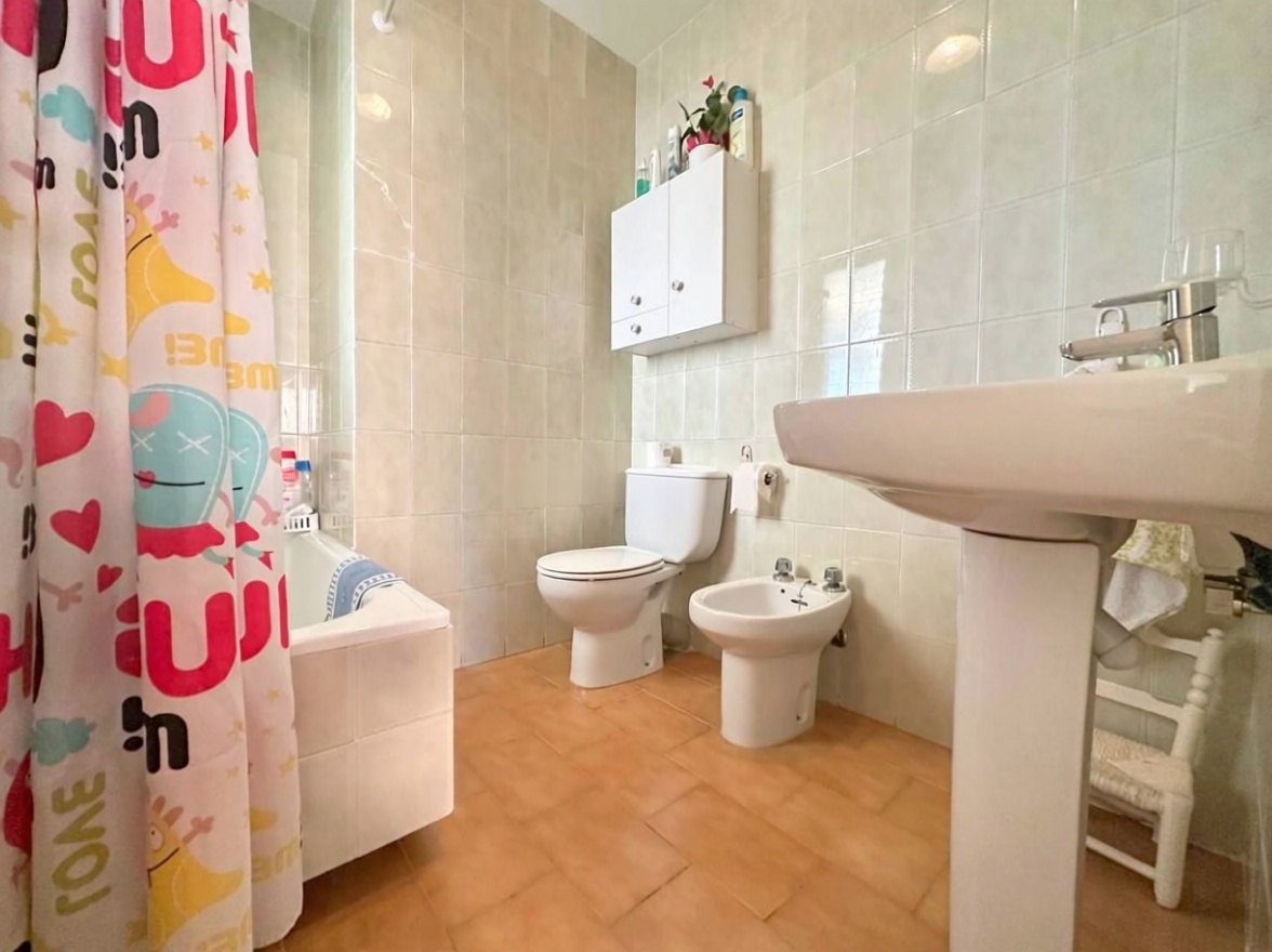 Appartement en première ligne de plage à Águilas — Sanitaires