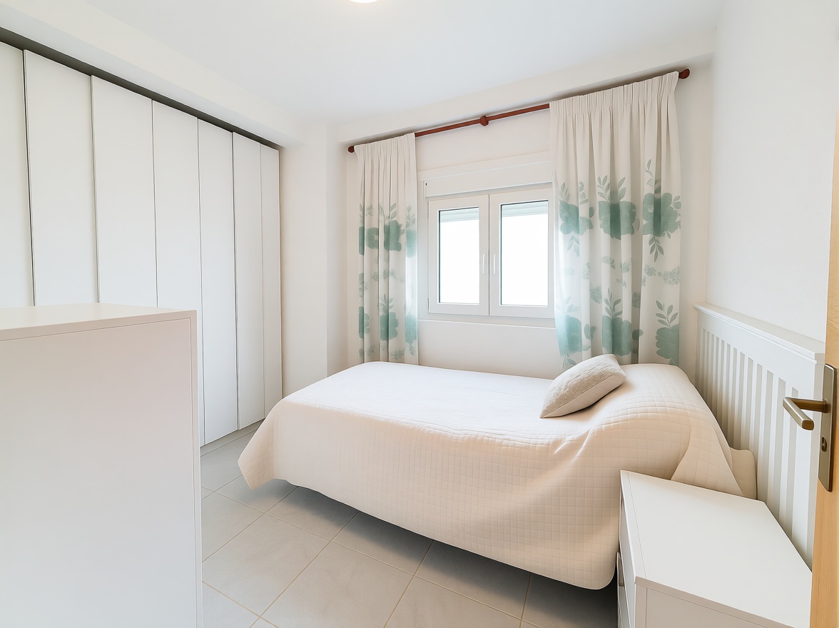 Piso en primera línea de playa en Águilas — Dormitorio