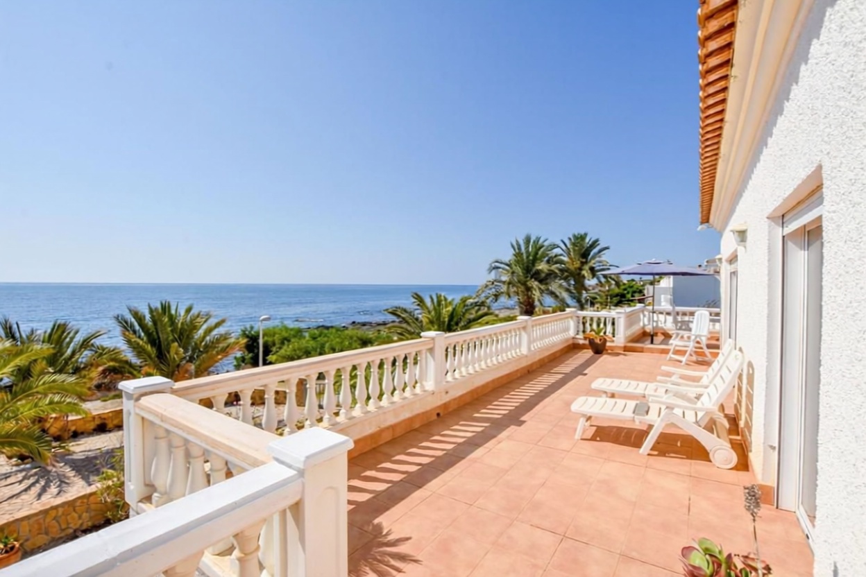 Chalet con acceso directo a playa en Cuevas del Almanzora