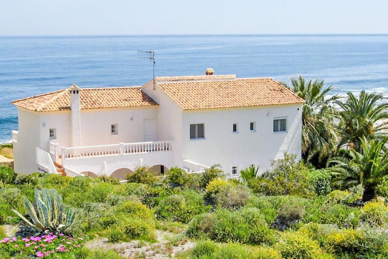 Chalet con acceso directo a playa en Cuevas del Almanzora — Vista mar