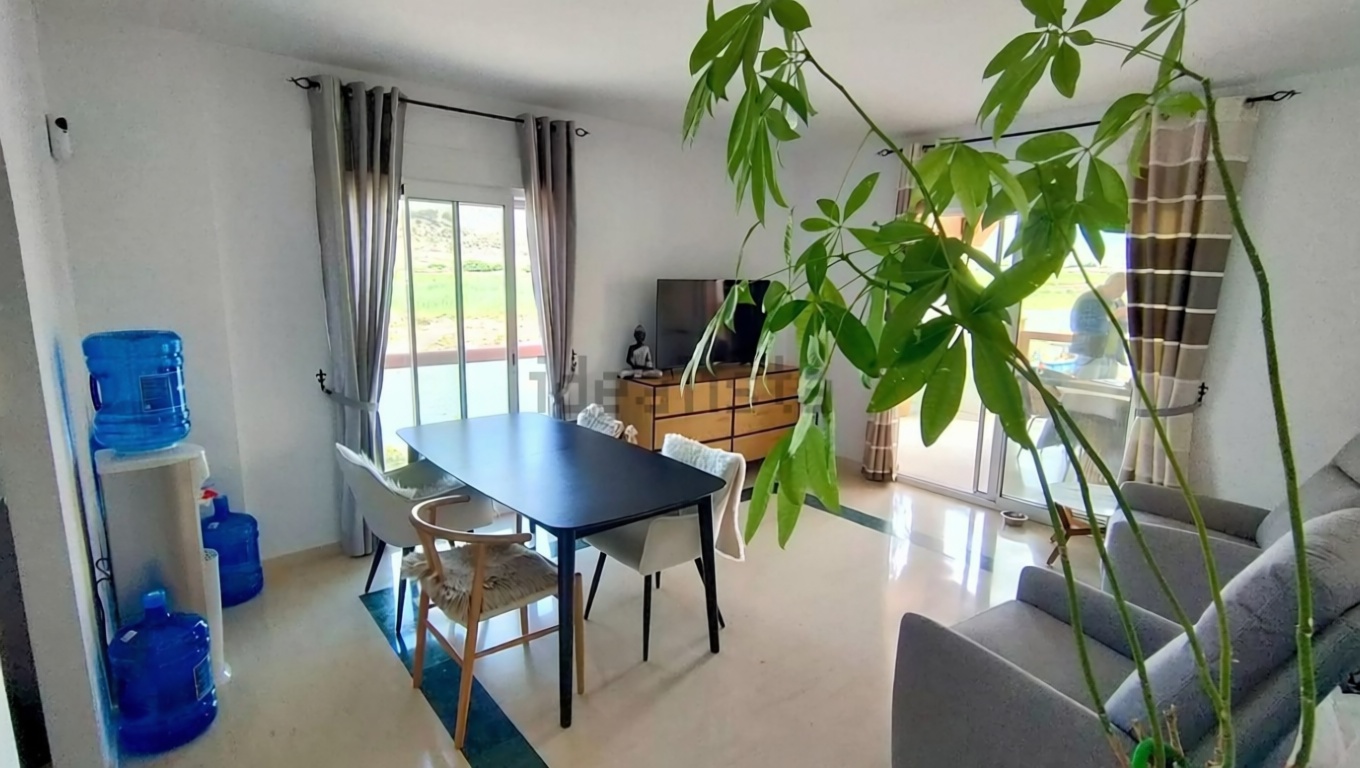 Seafront attic in Cuevas del Almanzora — Living room