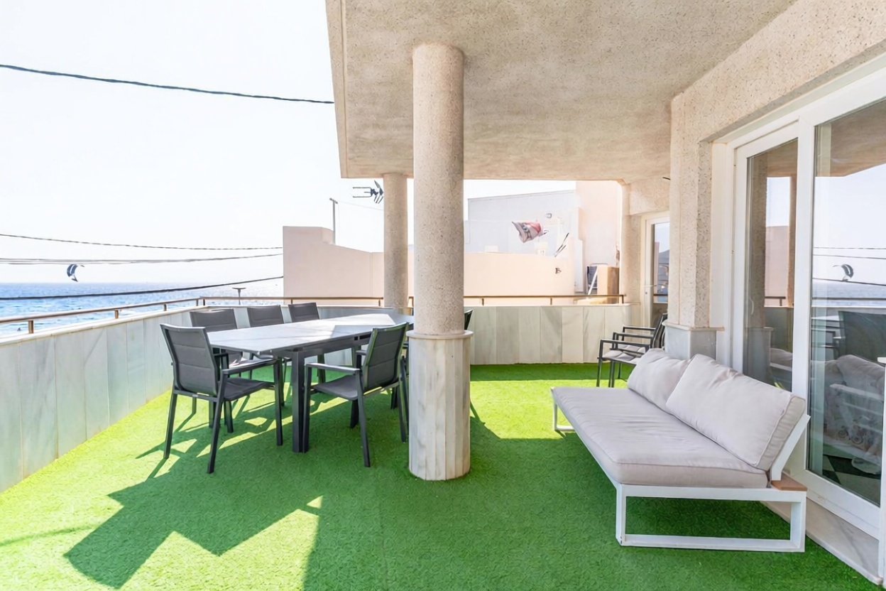 Chalet con acceso directo a playa en Níjar — Vista mar