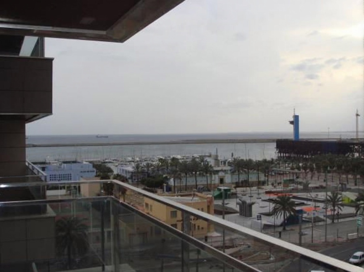 Apartamento em primeira linha de praia em Marín